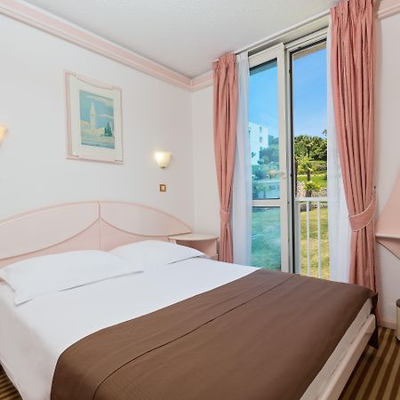 Hotel Zorna Plava Laguna 波雷奇 外观 照片