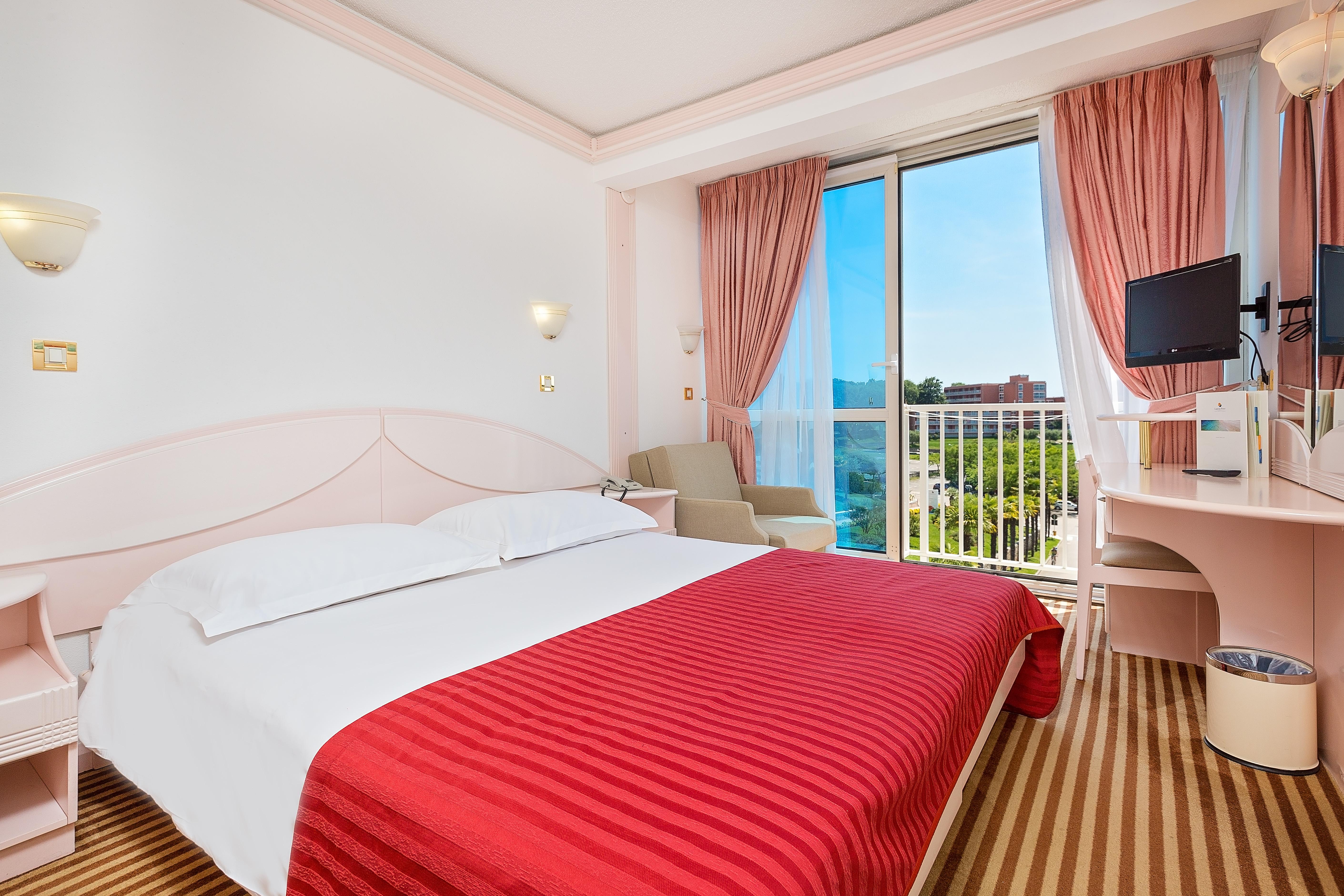 Hotel Zorna Plava Laguna 波雷奇 外观 照片