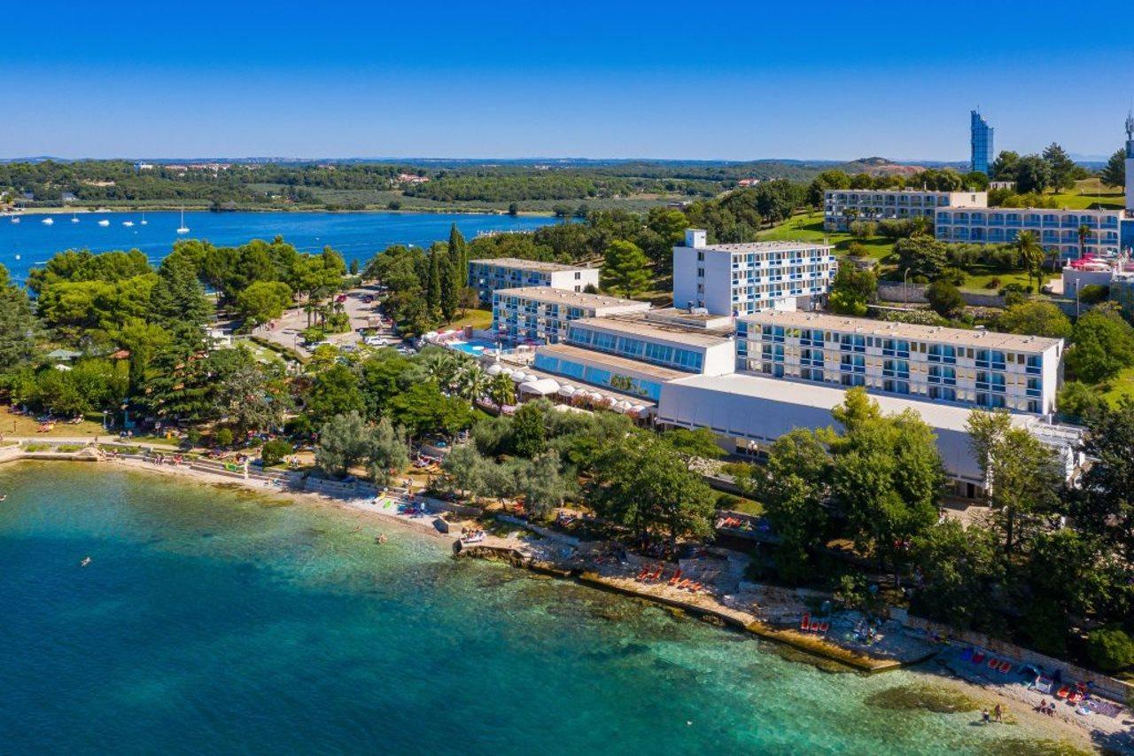 Hotel Zorna Plava Laguna 波雷奇 外观 照片