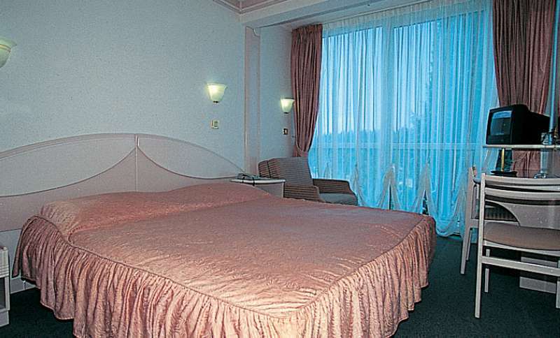 Hotel Zorna Plava Laguna 波雷奇 外观 照片